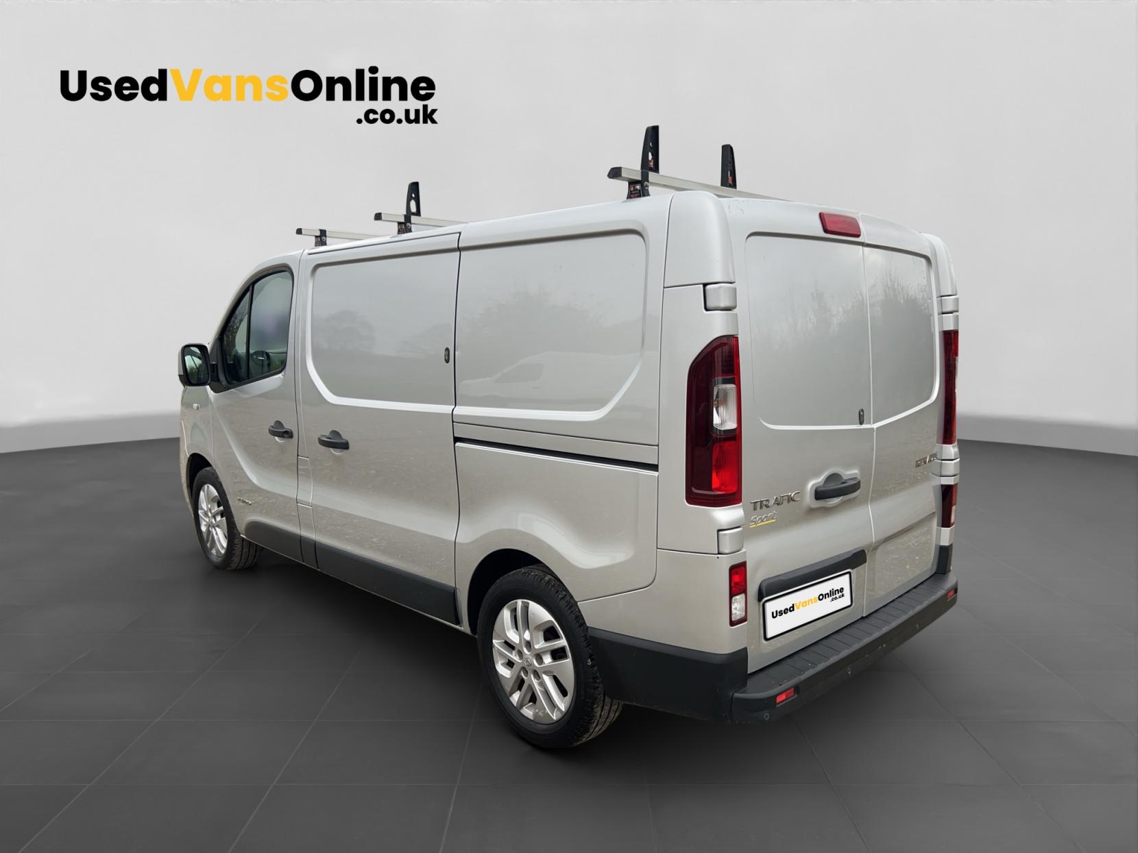 Renault Trafic 1.6 dCi 27 Sport Nav Panel Van 5dr Diesel Manual SWB Standard Roof Euro 6 (120 ps)