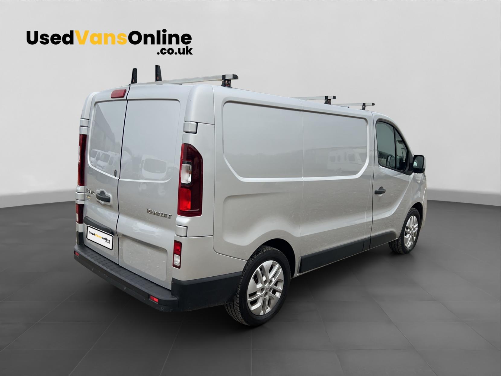 Renault Trafic 1.6 dCi 27 Sport Nav Panel Van 5dr Diesel Manual SWB Standard Roof Euro 6 (120 ps)