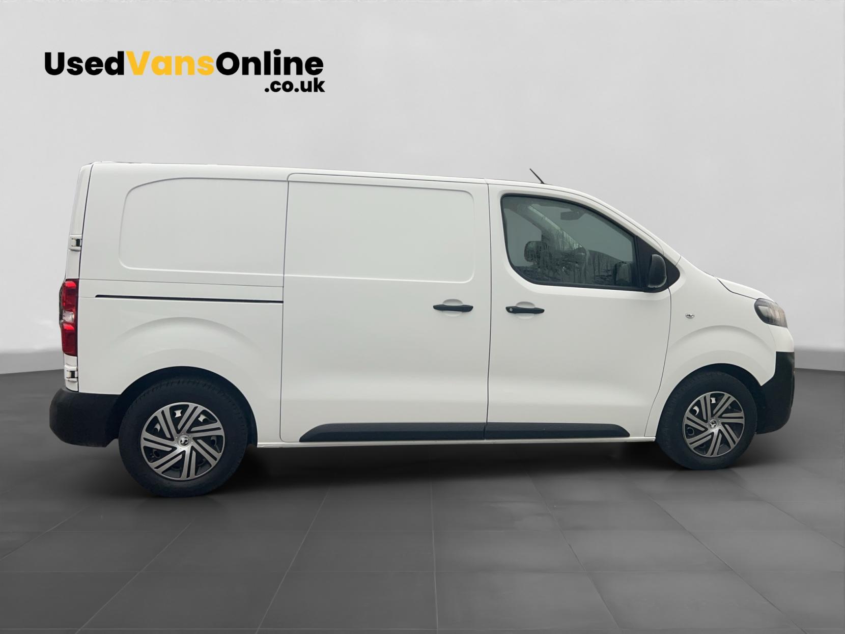 Vauxhall Vivaro 1.5 Turbo D 2700 Dynamic Panel Van 6dr Diesel Manual L1 H1 Euro 6 (s/s) (100 ps)