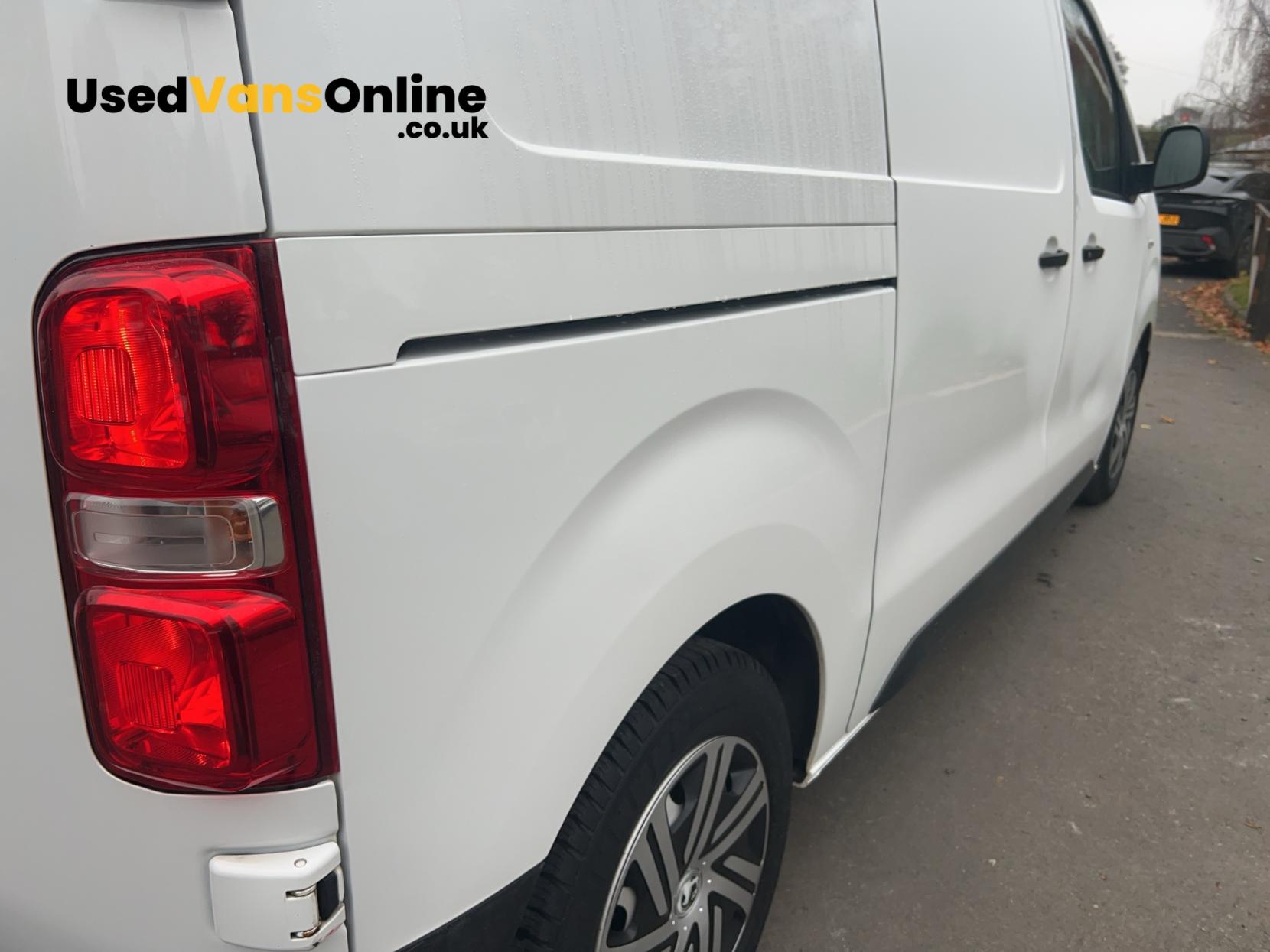 Vauxhall Vivaro 1.5 Turbo D 2700 Dynamic Panel Van 6dr Diesel Manual L1 H1 Euro 6 (s/s) (100 ps)