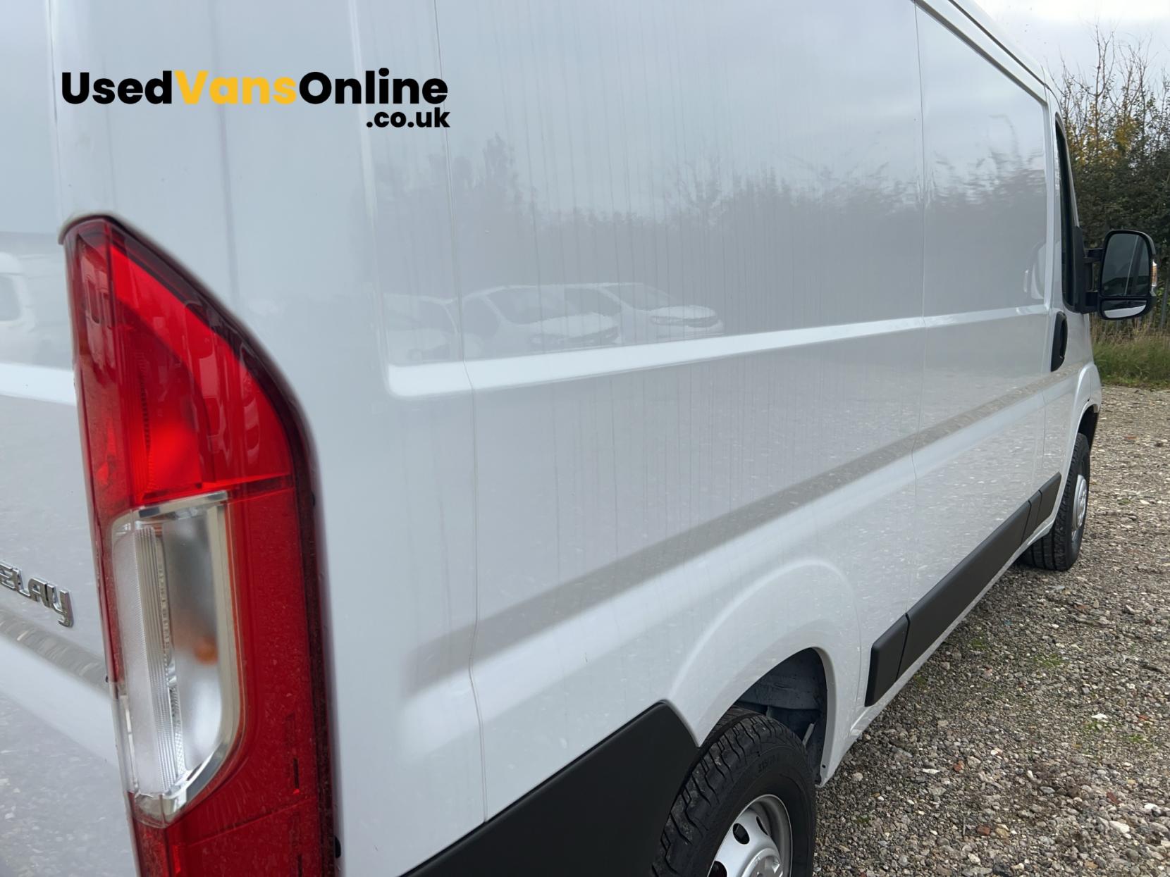 Citroen Relay 2.2 BlueHDi 35 Enterprise Edition Panel Van 5dr Diesel Manual L2 Euro 6 (s/s) (140 ps)