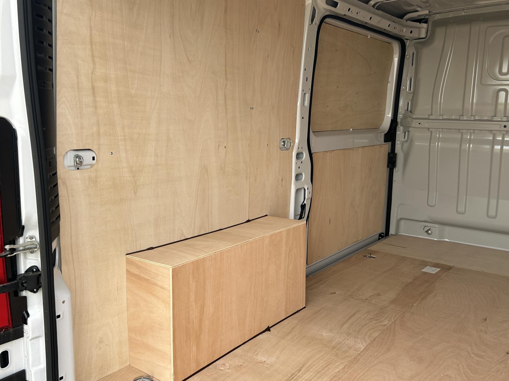 Citroen Relay 2.2 BlueHDi 35 Enterprise Edition Panel Van 5dr Diesel Manual L2 Euro 6 (s/s) (140 ps)