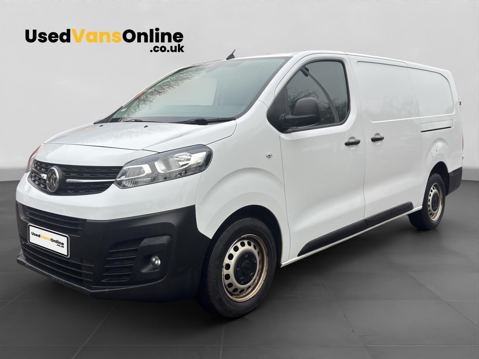 Vauxhall Vivaro 2.0 Turbo D 3100 Dynamic Panel Van 6dr Diesel Auto L2 H1 Euro 6 (s/s) (145 ps)