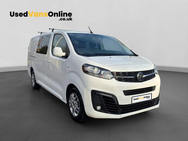 Vauxhall Vivaro 2.0 Turbo D 3100 Sportive Crew Van Double Cab 5dr Diesel Manual L2 H1 Euro 6 (s/s) (120 ps)