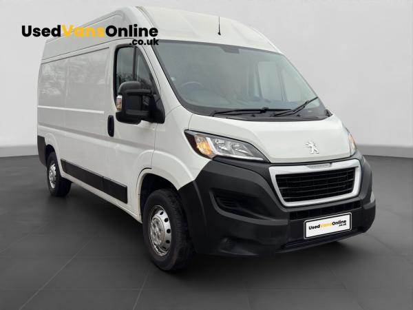 Peugeot Boxer 2.0 BlueHDi 335 Professional Panel Van 5dr Diesel Manual L2 H2 Euro 6 (130 ps)