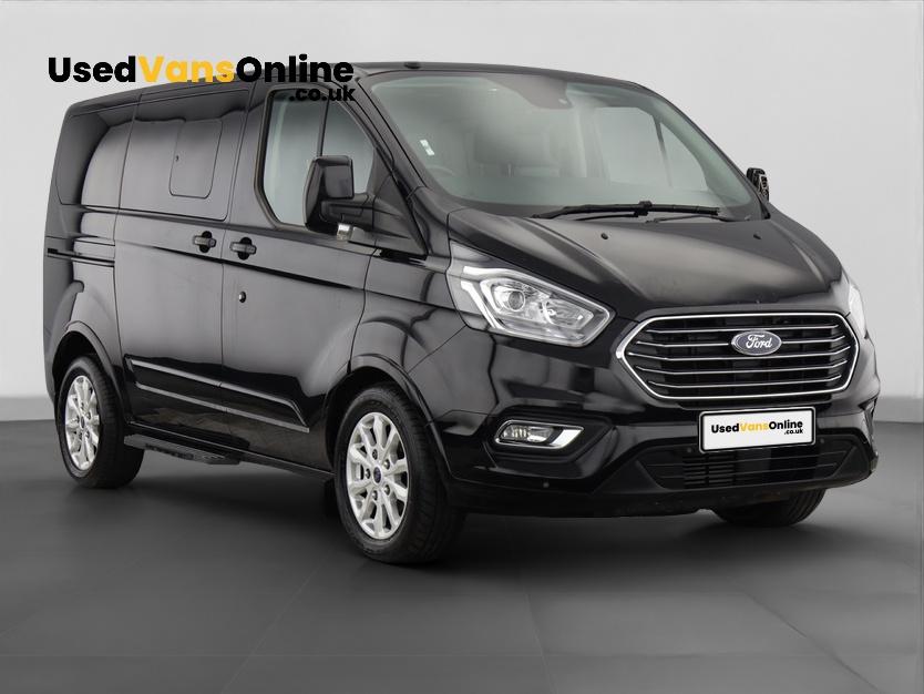 Ford Tourneo Custom 2.0 310 EcoBlue Titanium Minibus Double Cab 5dr Diesel Auto L1 Euro 6 (s/s) (170 ps)