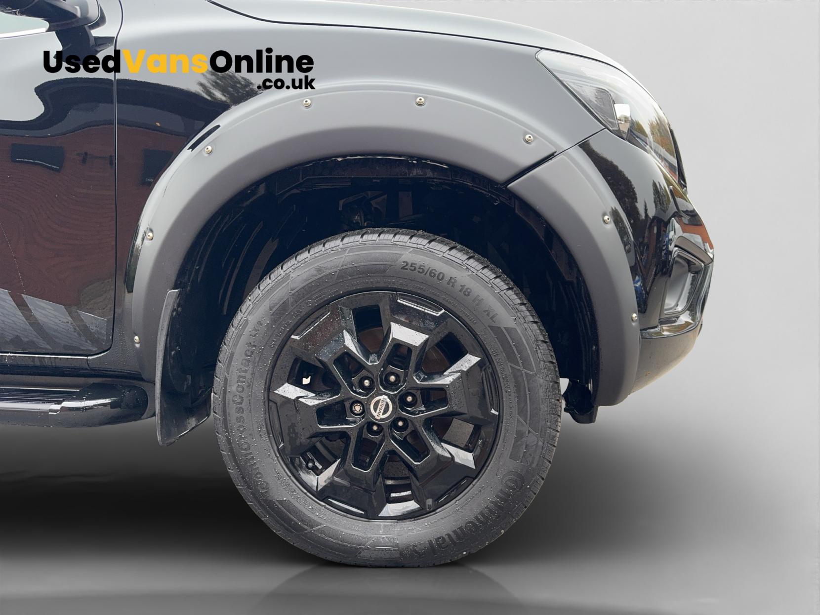 Nissan Navara 2.3 dCi N-Guard Pickup Double Cab 4dr Diesel Manual 4WD Euro 6 (s/s) (190 ps)