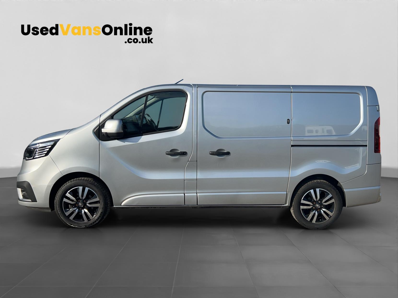 Renault Trafic 2.0 dCi Blue 28 Sport+ Panel Van 5dr Diesel Manual SWB Euro 6 (s/s) (150 ps)