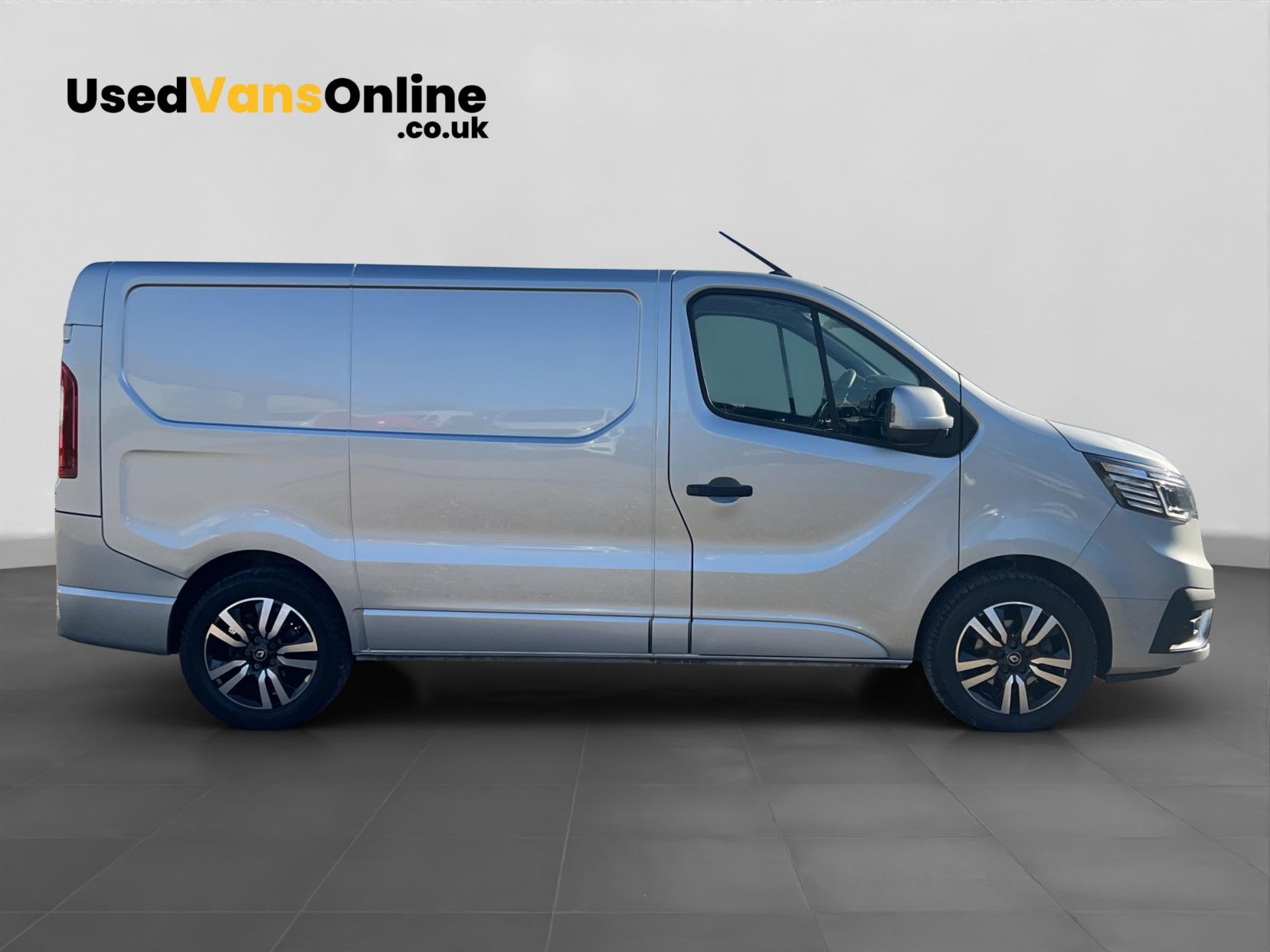 Renault Trafic 2.0 dCi Blue 28 Sport+ Panel Van 5dr Diesel Manual SWB Euro 6 (s/s) (150 ps)