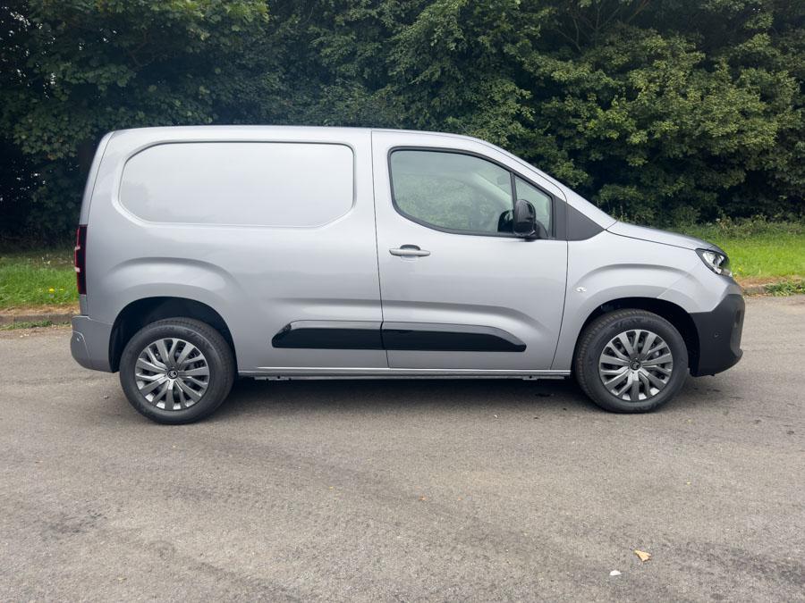 Citroen Berlingo 1.5 BlueHDi 1000 Driver M Panel Van 5dr Diesel Manual SWB Euro 6 (s/s) (100 ps)