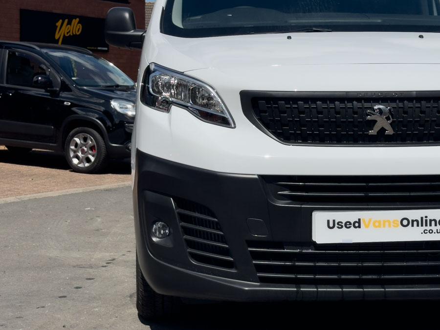 Peugeot Expert 2.0 BlueHDi 1200 Professional Premium Long Crew Van 6dr ...