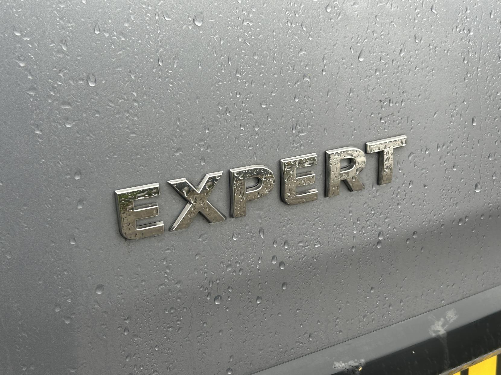 Peugeot Expert 2.0 BlueHDi 1400 Asphalt Premium Standard Panel Van 6dr Diesel Manual MWB Euro 6 (s/s) (145 ps)