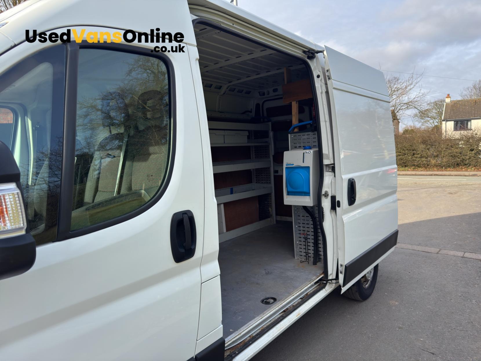 Citroen Relay 2.0 BlueHDi 35 Enterprise Panel Van 5dr Diesel Manual L2 High Roof Euro 6 (130 ps)