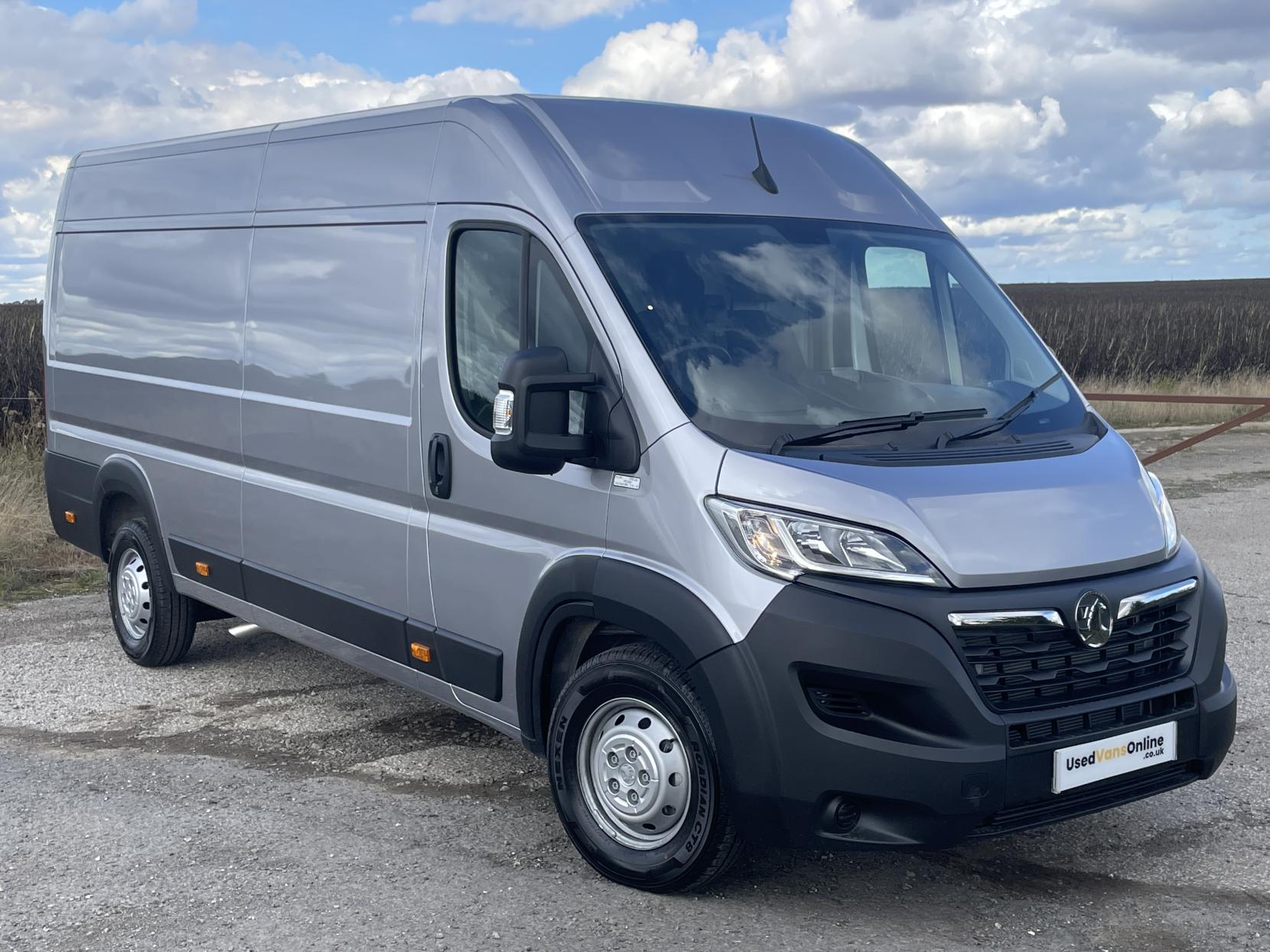 Vauxhall Movano 2.2 CDTi 3500 BiTurbo HDT Prime Panel Van 5dr Diesel Manual FWD L4 Medium Roof Euro 6 (s/s) (140 ps)